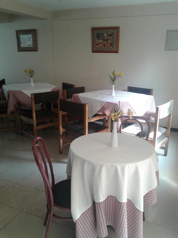 סנטיאגו Hostal Americano מראה חיצוני תמונה